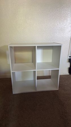 White 4-Cube Storage Shelf Unit