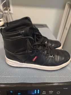 Levi's shoes