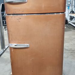 Vintage General Electric Refrigerator Freezer Still Works $150  Obo