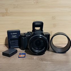 Panasonic Lumix DMC-FZ10 black digital camera tested works