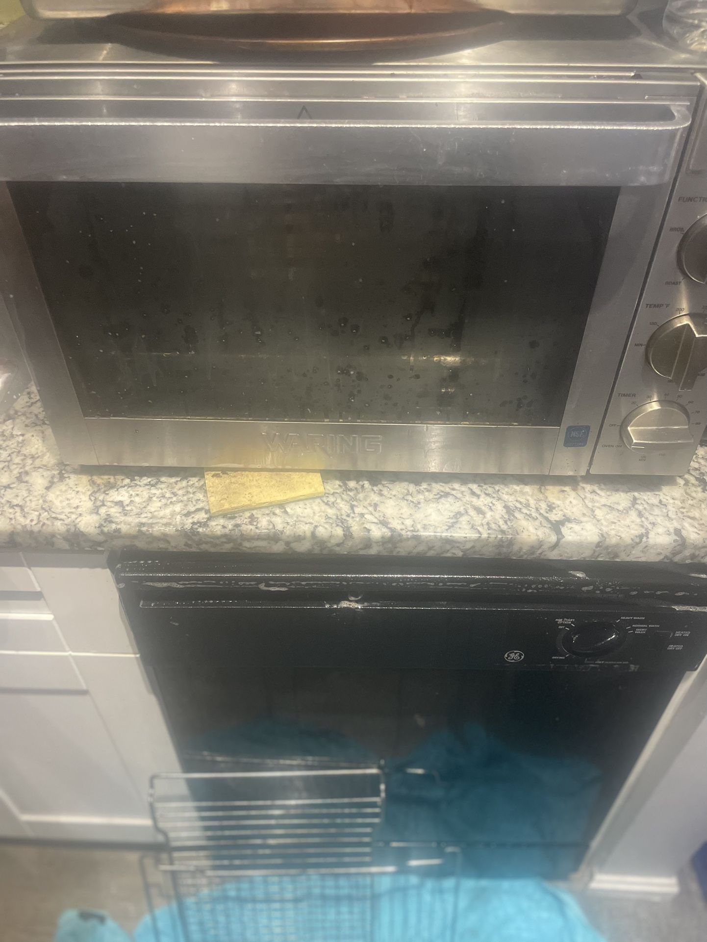 Waring WCO500X Half-Size Countertop Convection Oven, 120v