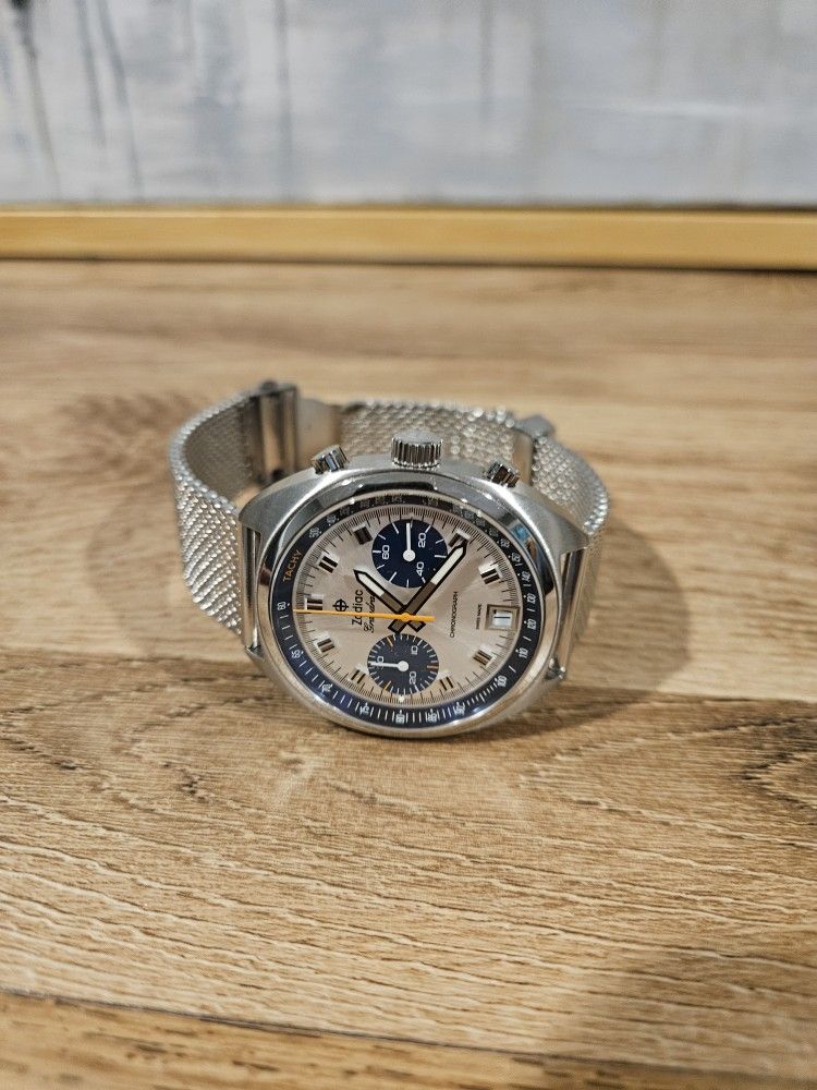 Zodiac Chronograph Swiss Watch