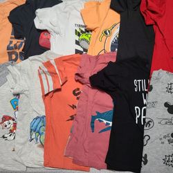 Boy Clothes Size 5T/ Ropa De Nino Talla 5T (C) 