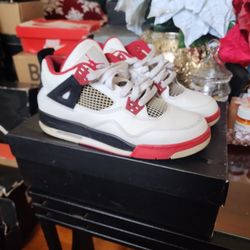 Jordan 4