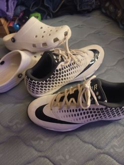 NIKE VAPOR ULTRAFLY 2!! BASEBALL CLEATS..SIZE 9M