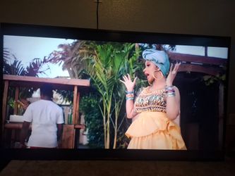 LG Smart 4k TV 65 inches