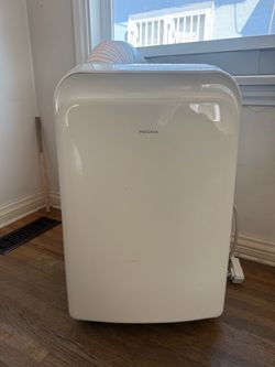 Insignia™ - 250 Sq. Ft. 6,000 BTU Portable Air Conditioner