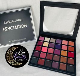 Bella pro revolution eyeshadow pallet/ paleta de maquillaje 💄