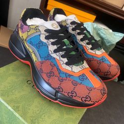 Gucci Sneakers 