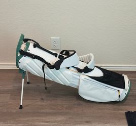 Callaway Par 3 Golf Bag NEW OPEN STOCK ITEM