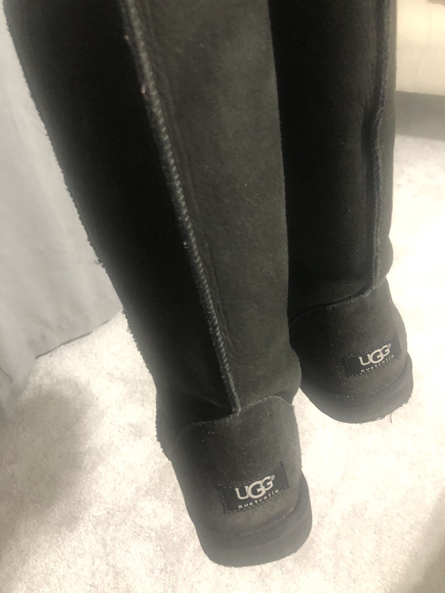 Ugg Women’s Boots size 9 ( Tall Ones ) Real ) 