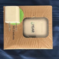 Pear Wireless Earbuds New In Box Like Apple Earbuds W/Real Apple Charging Block 