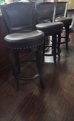 BAR STOOLS