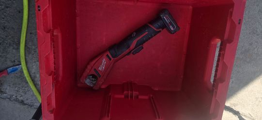 Milwaukee Copper Cutter