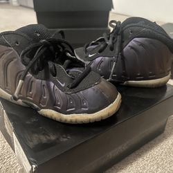 Toddlers Nike Foams