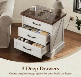 Farmhouse Nightstand with Charging Station – 3-Drawer Rustic Bedside Table