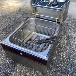 Commercial Countertop Electric Deep Fryer – 1.7kW – 110V – Stainless Steel 