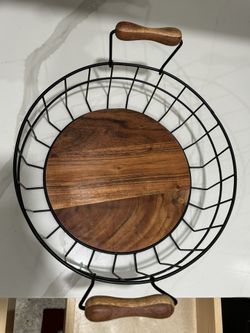 BASKET $10