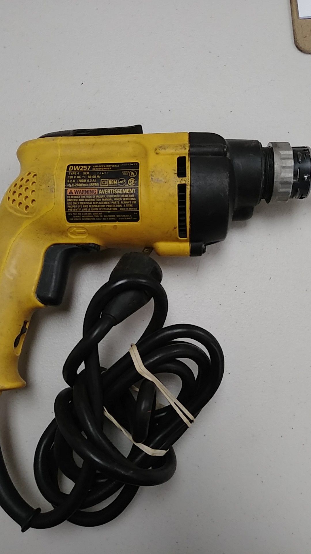 Dewalt Corded Variable Speed Reversible Drywall/Deck Screw Gun for Sale
