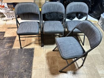 Maxchief Deluxe Foldable Padded/upholstered Chairs Brand New Set Of 4!!
