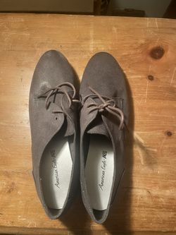 Grey American Eagle suede lace-up shoes #suede #laceup Never worn