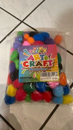 Arts and crafts Pom-poms