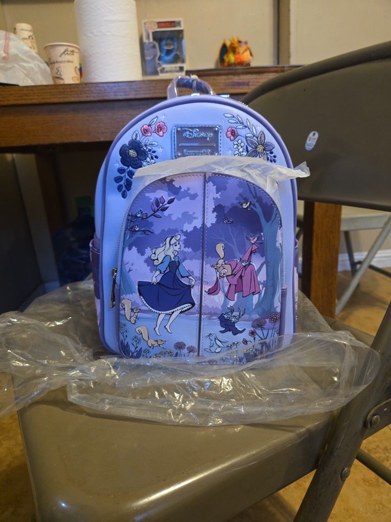 Disney Lounge fly 9