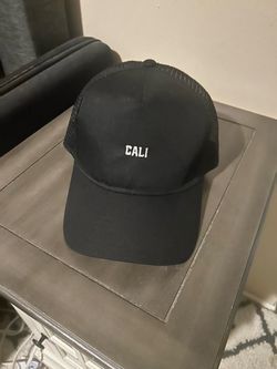 NWOT Black SnapBack hat