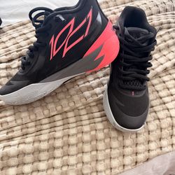 Boys sneakers Nike (black with a white midsole,