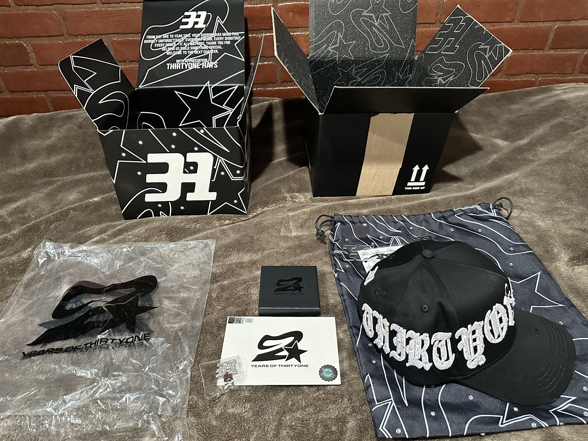 Thirty One Hats “concrete Jungle”