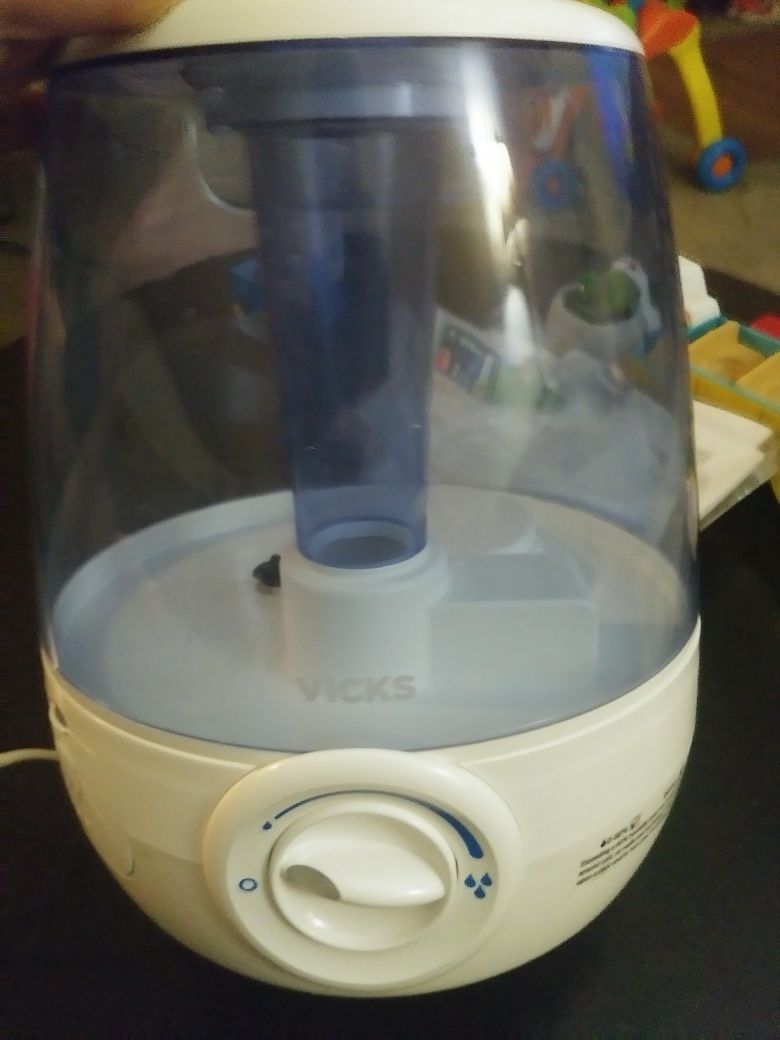 Vics Humidifier