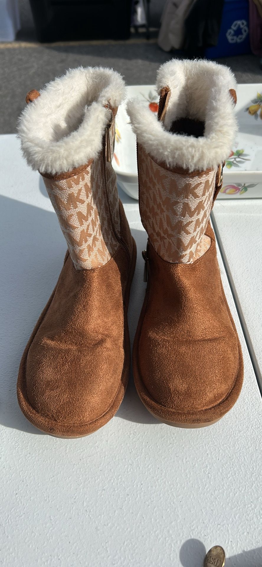 Micheal Kors Little Girl Boots