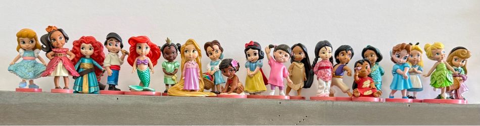 Disney Animators 20 Piece set