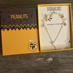 Peanuts Friends Forever Bracelet