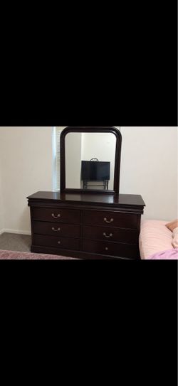Dresser with mirror