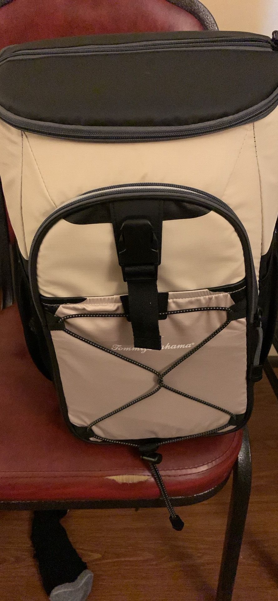 RTIC BRAND TOMMY BAHAMA AND INSULATED TOTE WITH WINE SPOUT