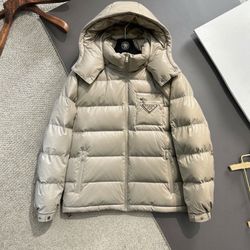Prada Men’s Winter Coat 2026 New 