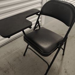 Chair with Tablet Arm