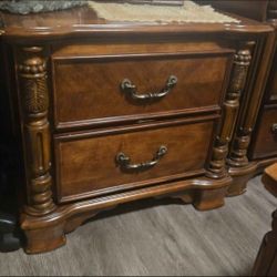 Bedroom set