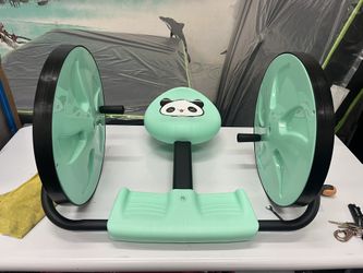 Child Ride on Toys Roller Sit Skate Active Play Keep Balance Develop Motor Skill Hand Crank Mini Trike (No Electricity), Green