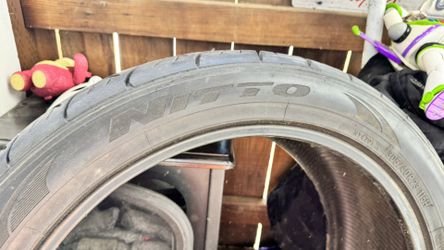 Nitto Tires 305/40/r23