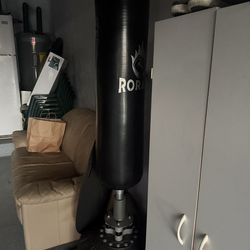Heavy duty punching bag with stand  and gloves