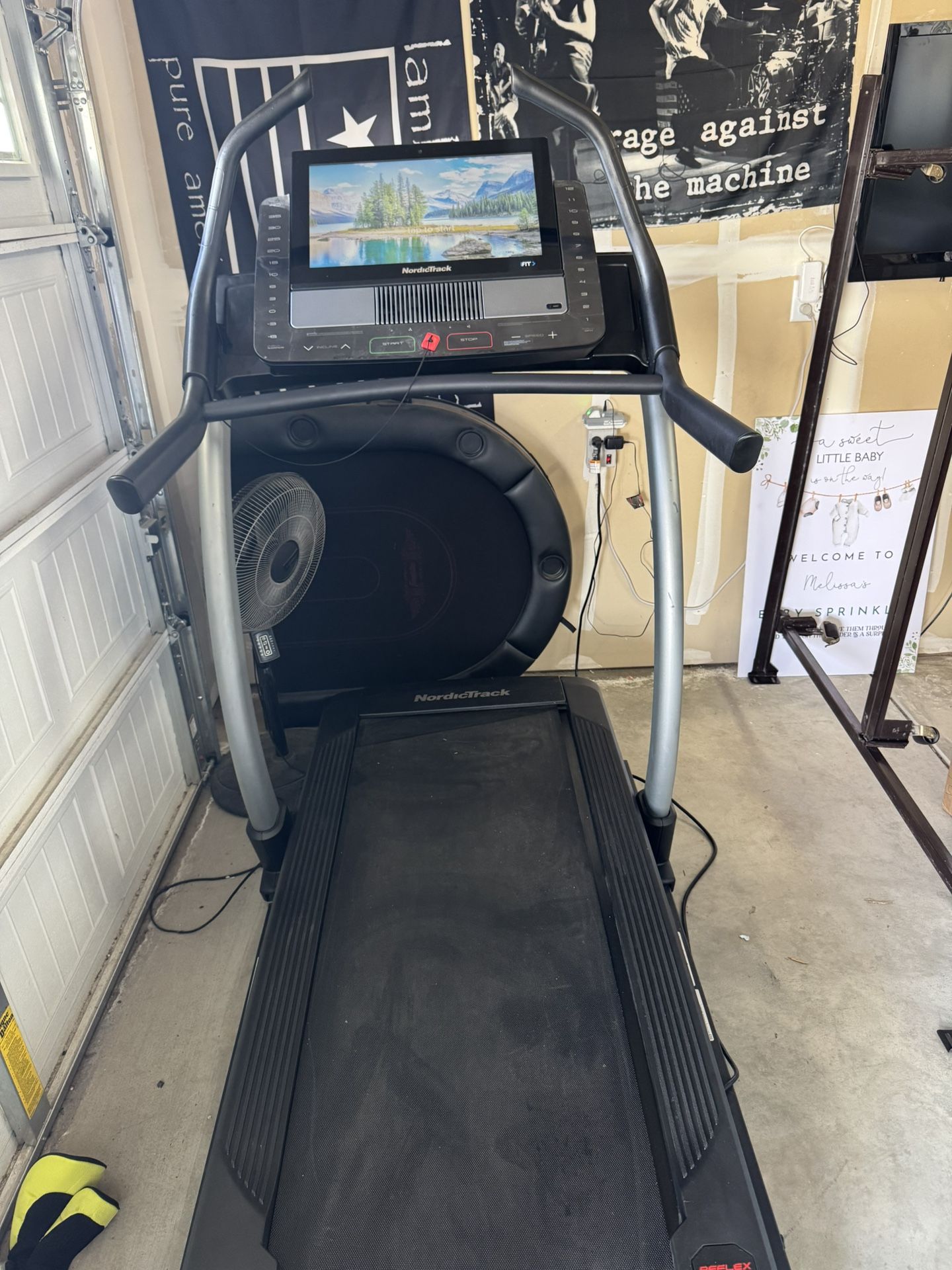 Nordic Track Treadmill Commercial X22i