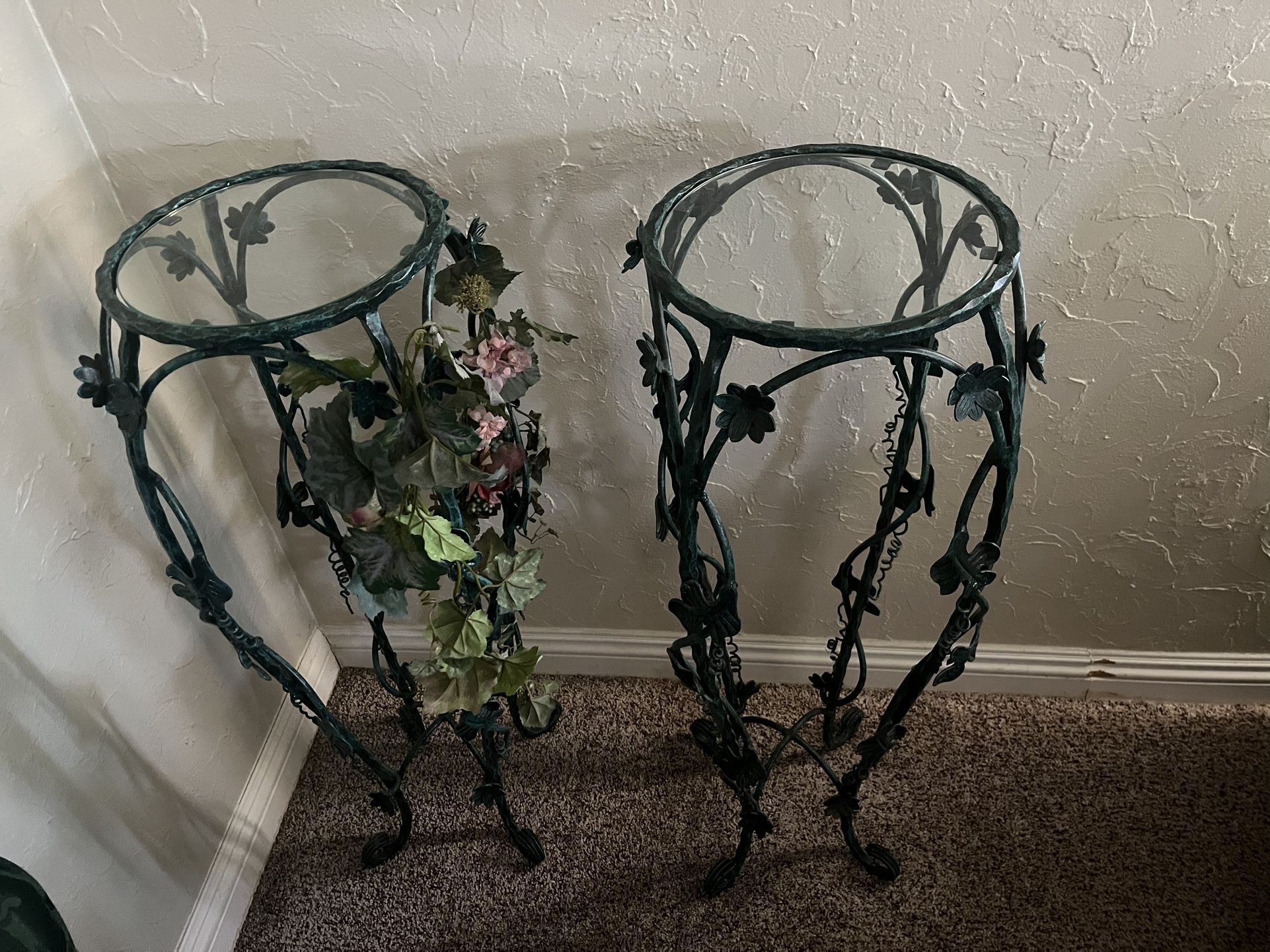 Plant Stand/ Stand