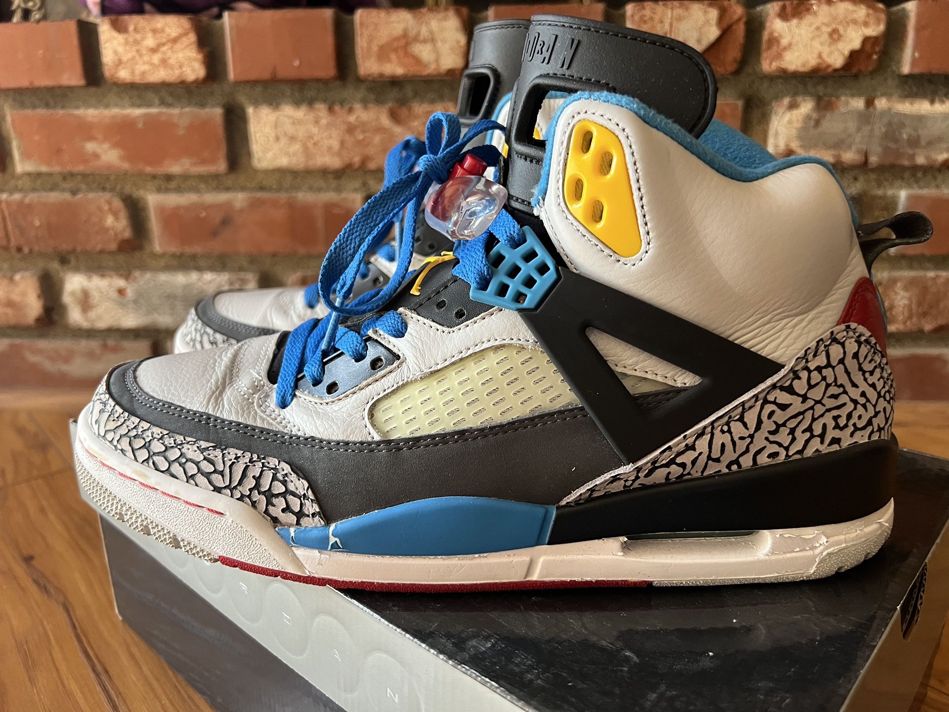 2012 Nike Air Jordan Spizike Bordeaux Gray Men Size 8.5 Shoes 315371-070 Nike 2012 Jordan Spizike Bordeaux 315371 070 Men main image 4