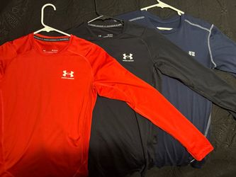 Size M - Under Armour & Russell Long Sleeve Shirts Bundle of 3