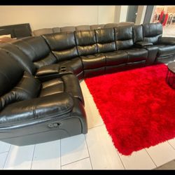 *Weekly Feature!!!*---Attractive Madrid Black Leather Reclining Sectional Sofa---Delivery And Financing Available😉