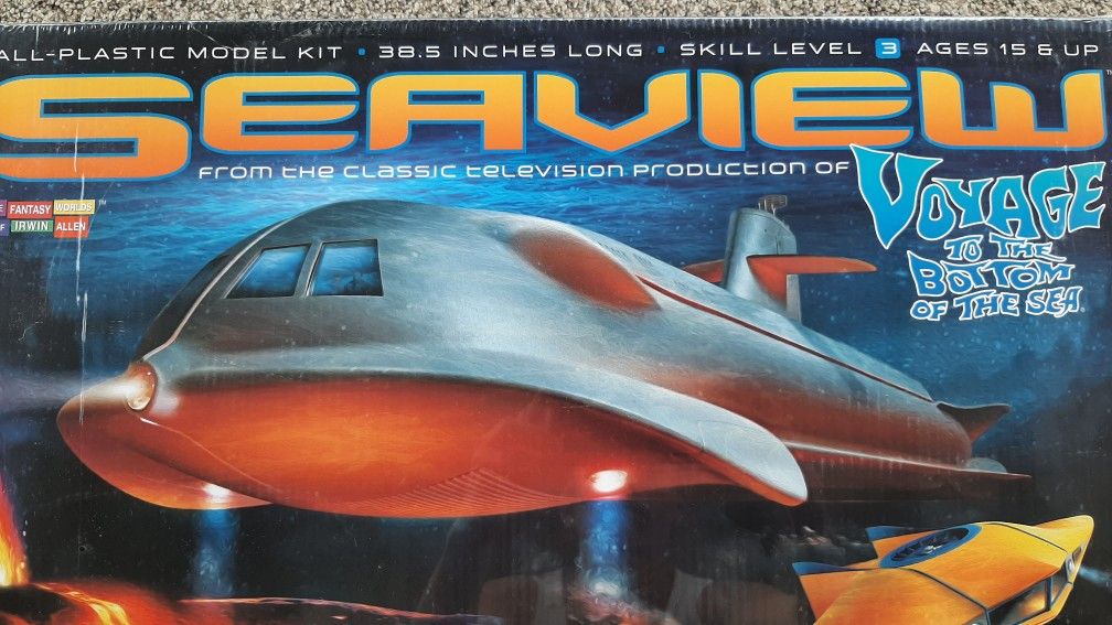 Seaview Moebius Model Kit NIB