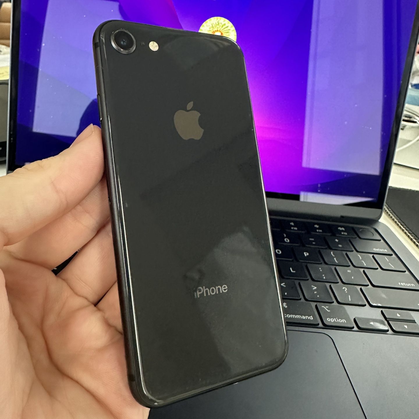 iPhone 8 64GB Unlocked To Any Carrier! 