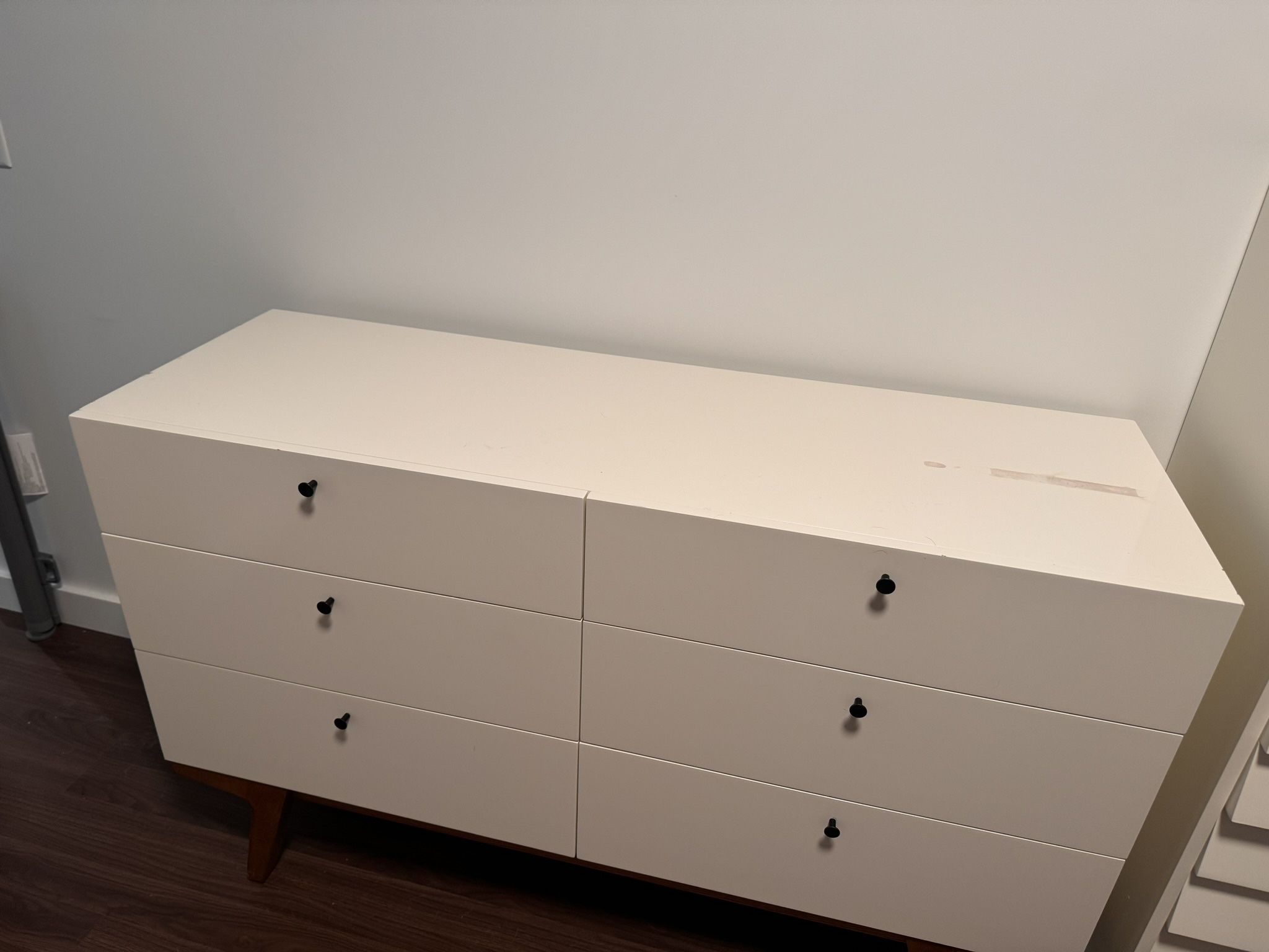 Dresser, Night Stands, Desk Set